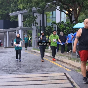 Runner Photo 7931756
