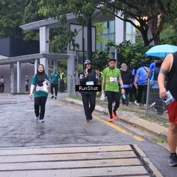 Runner Photo 7931757