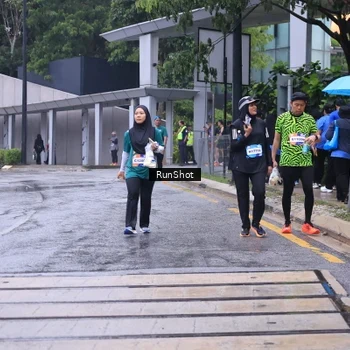 Runner Photo 7931769