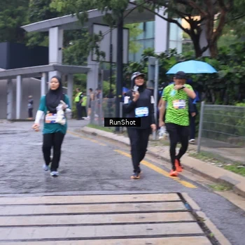 Runner Photo 7931774