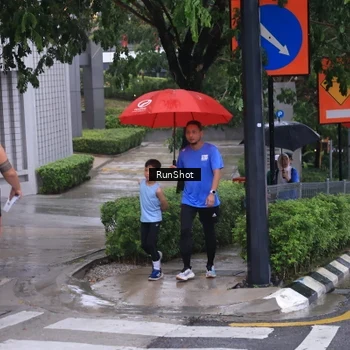 Runner Photo 7931779