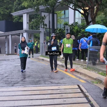 Runner Photo 7931785