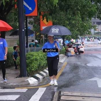 Runner Photo 7931789