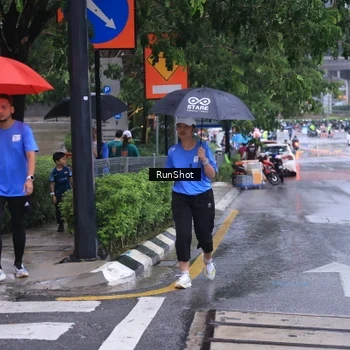 Runner Photo 7931793