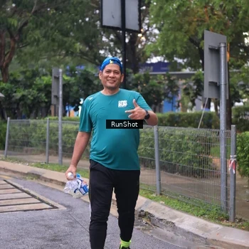 Runner Photo 7931803