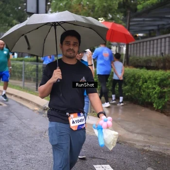 Runner Photo 7931821