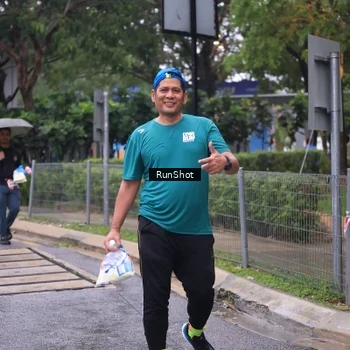 Runner Photo 7931825
