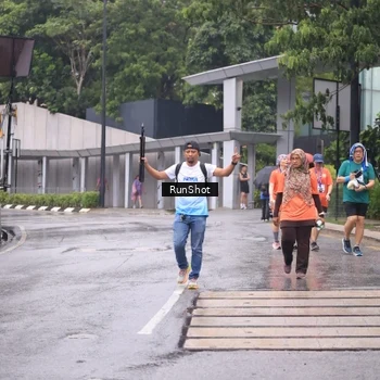 Runner Photo 7931839