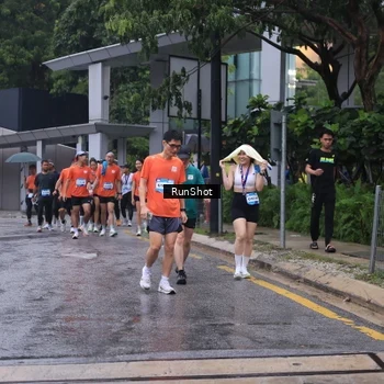 Runner Photo 7931860