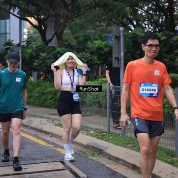 Runner Photo 7931872