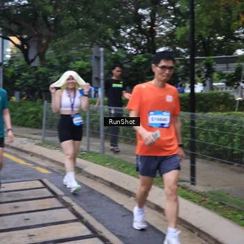 Runner Photo 7931877