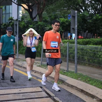 Runner Photo 7931879