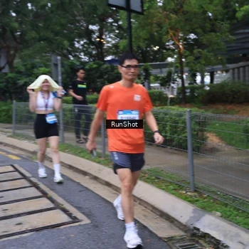 Runner Photo 7931885