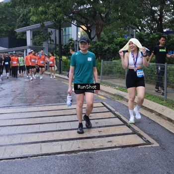 Runner Photo 7931888