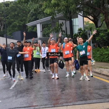 Runner Photo 7931899