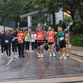 Runner Photo 7931901
