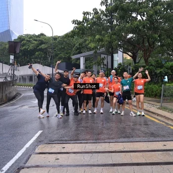 Runner Photo 7931924