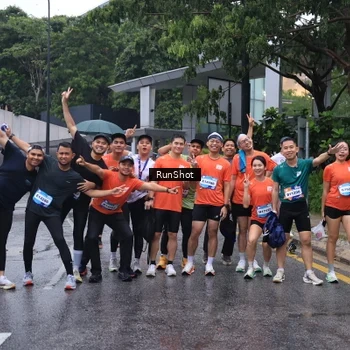 Runner Photo 7931937