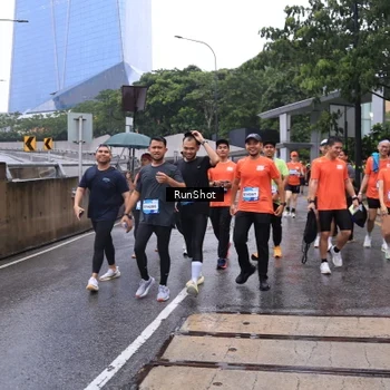 Runner Photo 7931948
