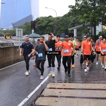 Runner Photo 7931949