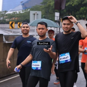Runner Photo 7931958
