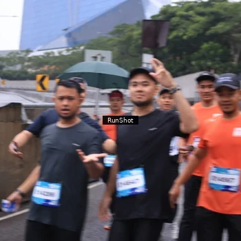 Runner Photo 7931963
