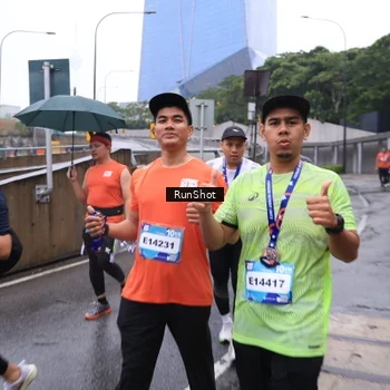 Runner Photo 7931984