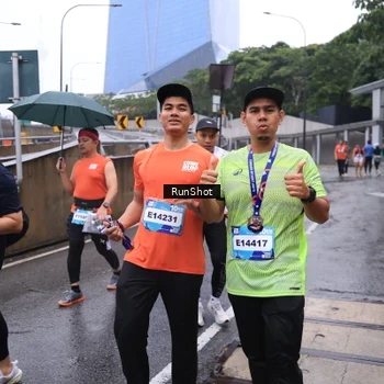 Runner Photo 7931989