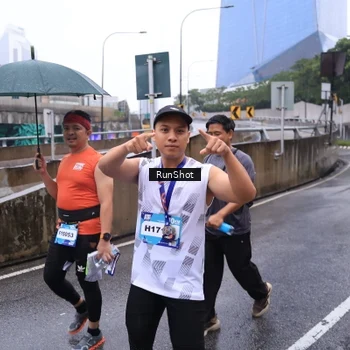 Runner Photo 7932012