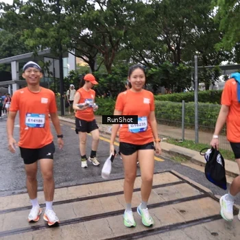 Runner Photo 7932016