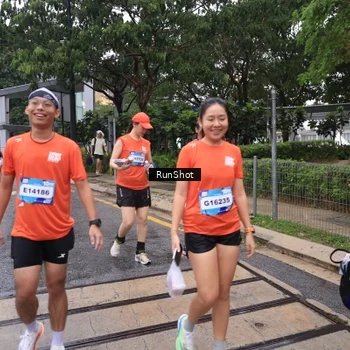 Runner Photo 7932022