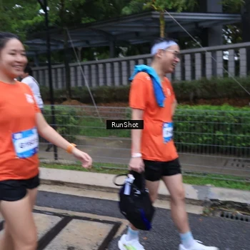 Runner Photo 7932035