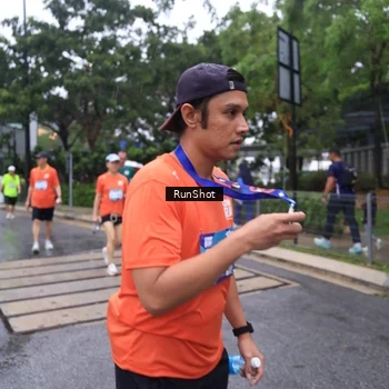 Runner Photo 7932041