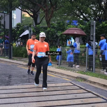 Runner Photo 7932061