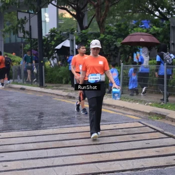 Runner Photo 7932062