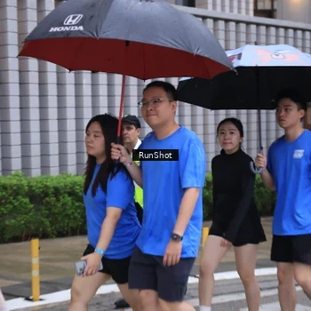 Runner Photo 7932075