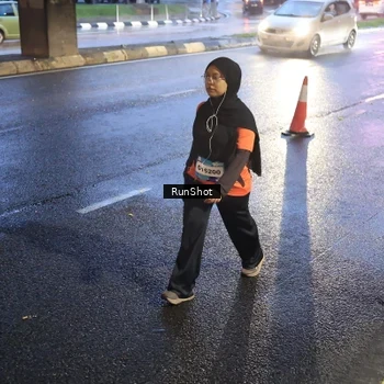 Runner Photo 7932088