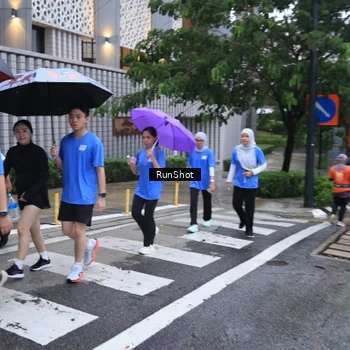 Runner Photo 7932096