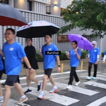 Runner Photo 7932097
