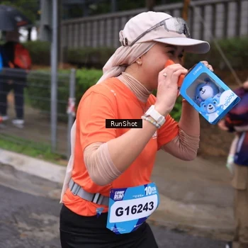Runner Photo 7932104