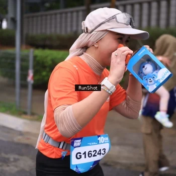 Runner Photo 7932106
