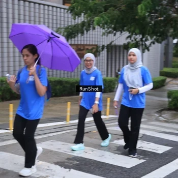 Runner Photo 7932108