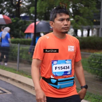 Runner Photo 7932120