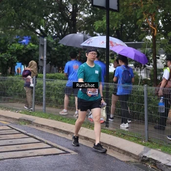 Runner Photo 7932128