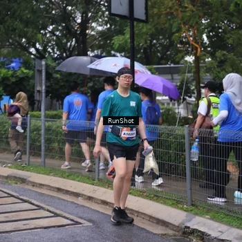 Runner Photo 7932130