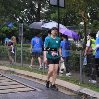 Runner Photo 7932132