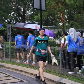Runner Photo 7932135
