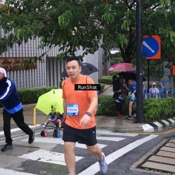 Runner Photo 7932139