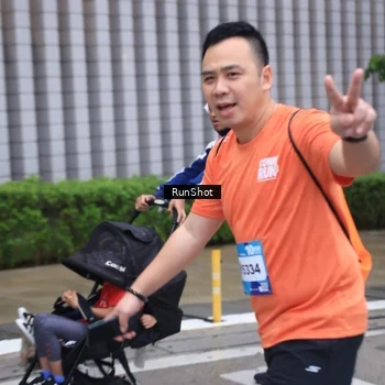 Runner Photo 7932145