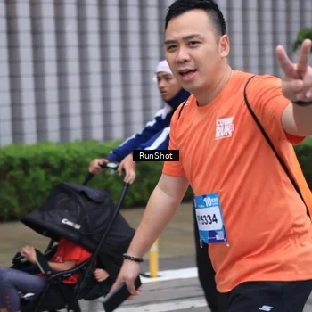 Runner Photo 7932146